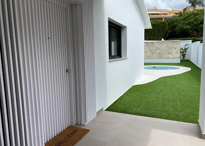 Σπίτι διακοπών Pretty House 100 Metres From The Μαρμπέλλα