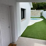 Дом отдыха Pretty House 100 Metres From The Марбелья