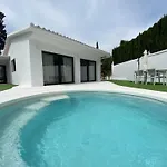 Pretty House 100 Metres From The Дом отдыха *