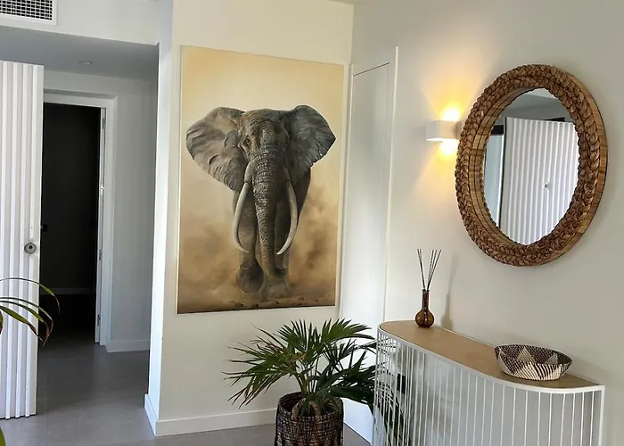 Pretty House 100 Metres From The Hébergement de vacances Marbellac