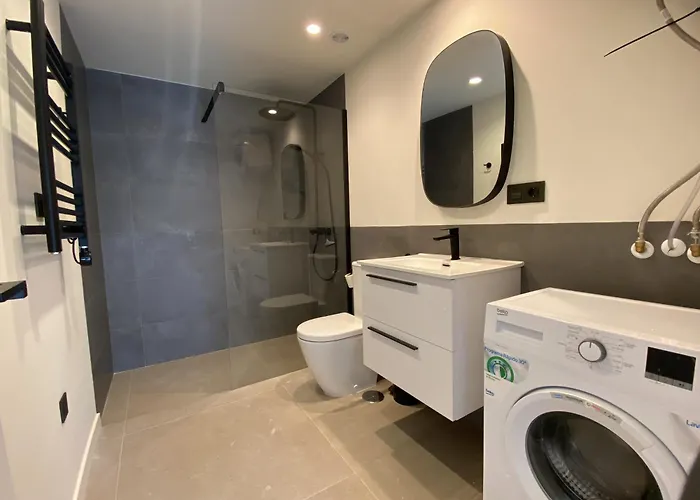 Pretty House 100 Metres From The Hébergement de vacances *