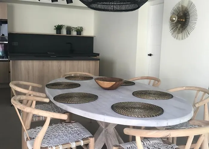 Pretty House 100 Metres From The *