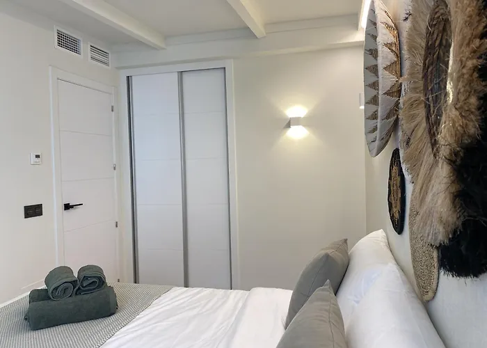 Pretty House 100 Metres From The * 马尔韦利亚